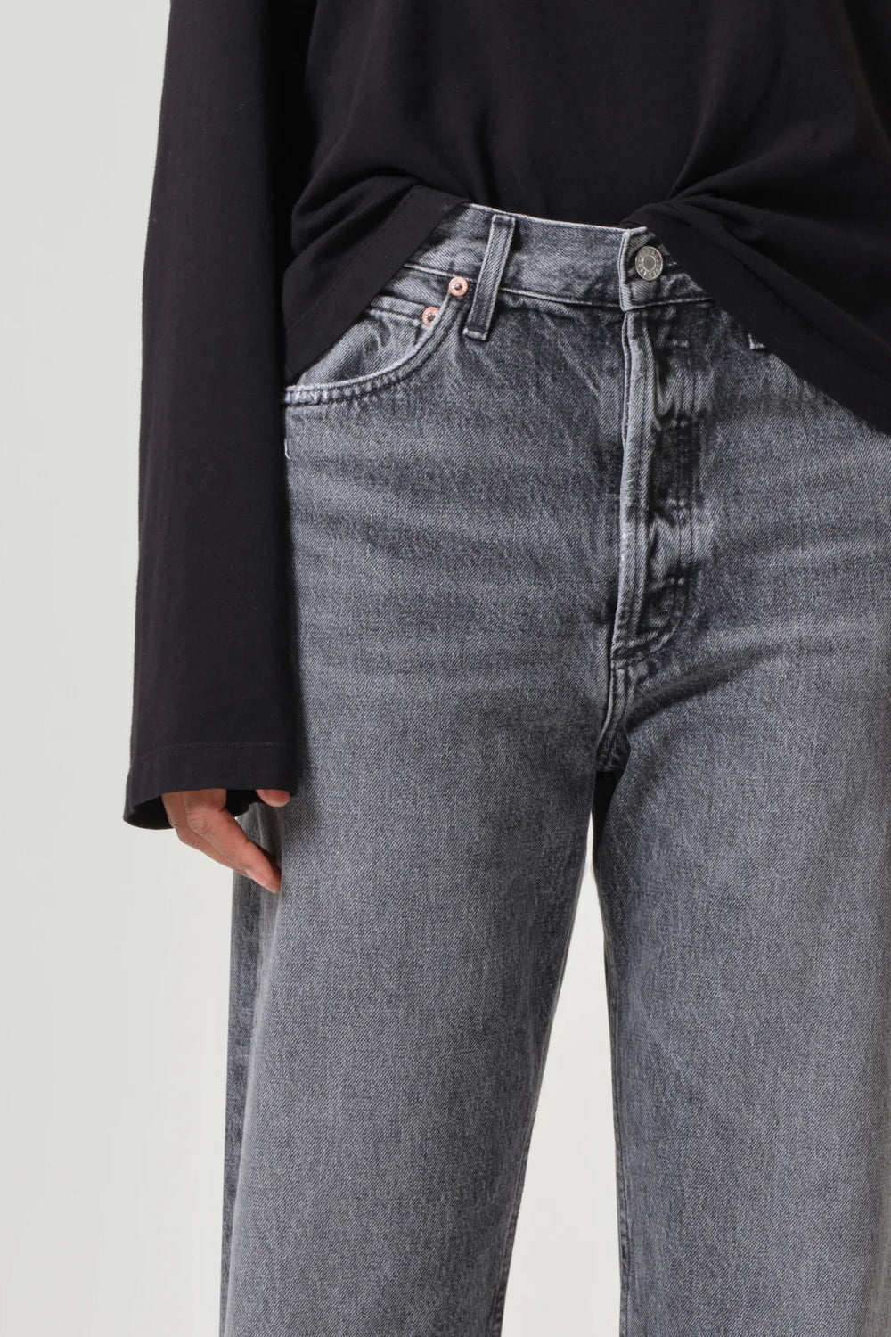 Essence Paradox Mid Rise Straight Jean