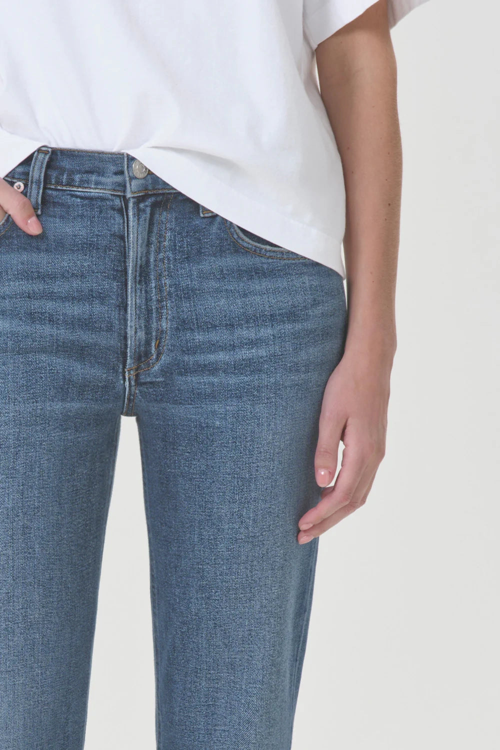 Sogno Mid Rise Straight Jean