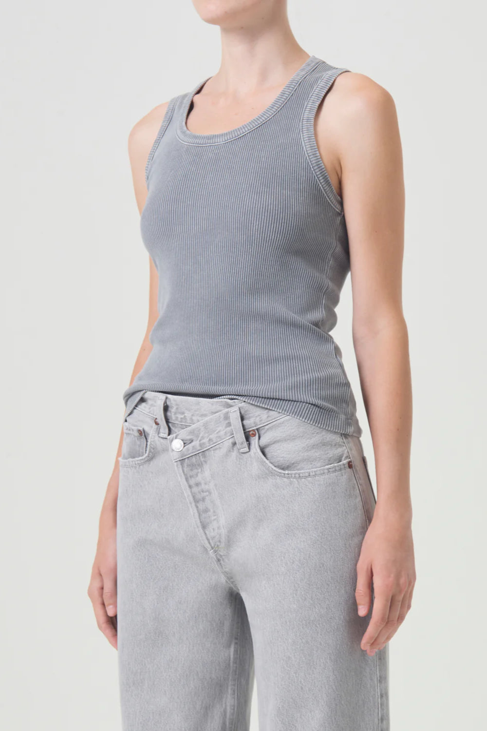 Destino Rib Tank