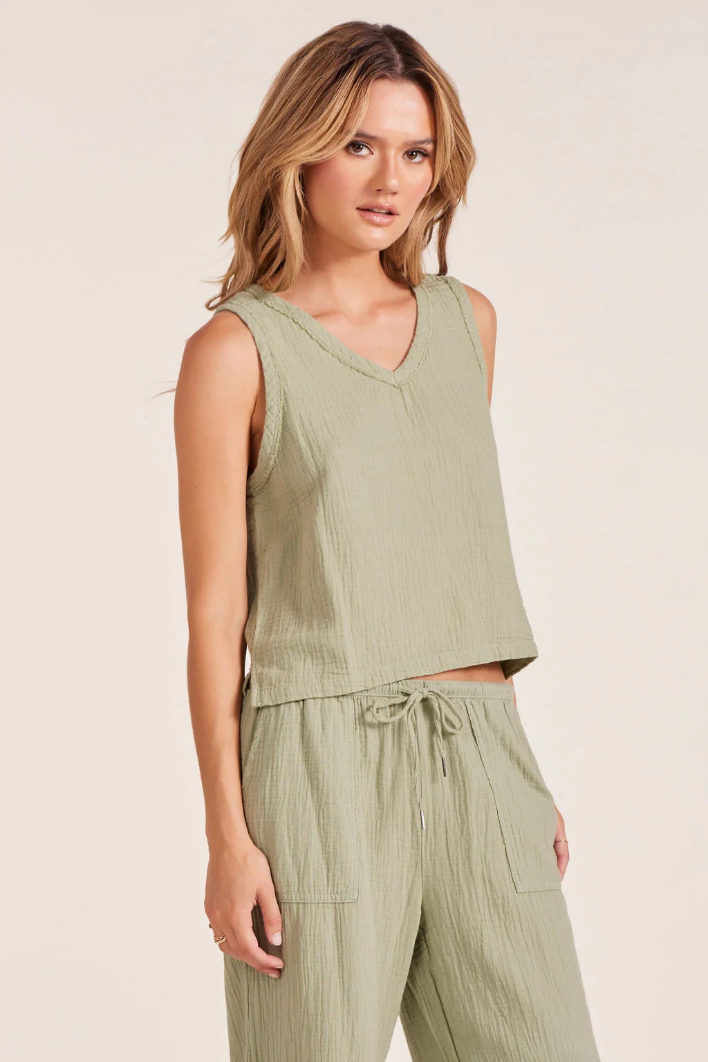 Cosmic Flow Neck Gauze Tank