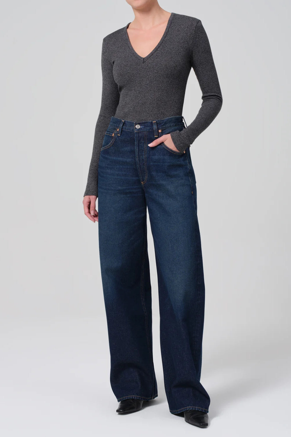 Vogue V-nk Rib Top