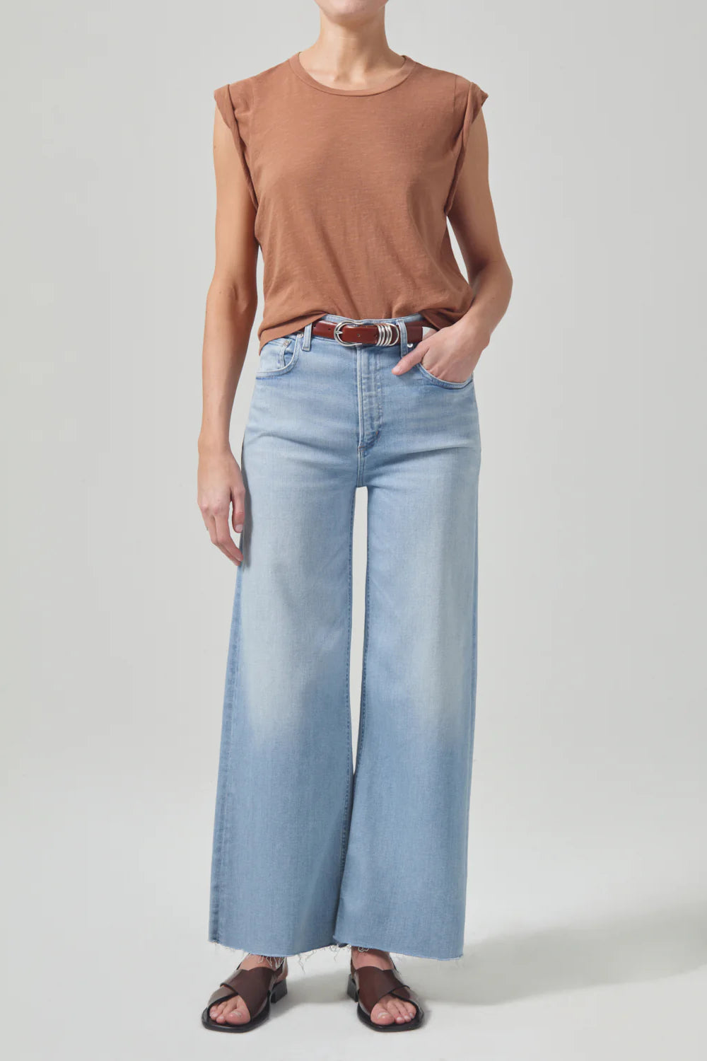 Echo Crop Wide Leg Jean