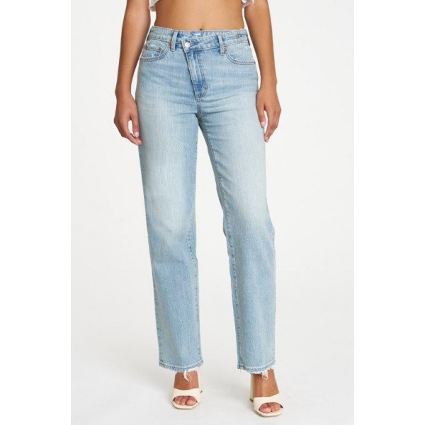 Nebula Aurora Over High Rise Straight