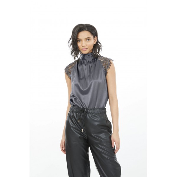 Flamme Lace Top