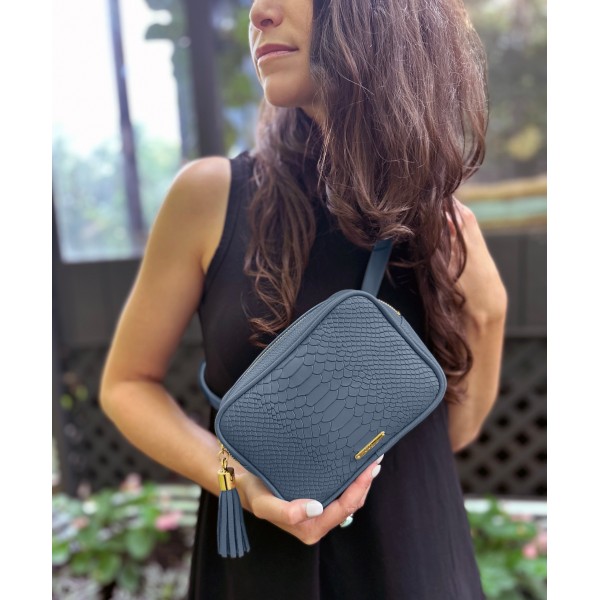 Essence Paradox Belt Bag