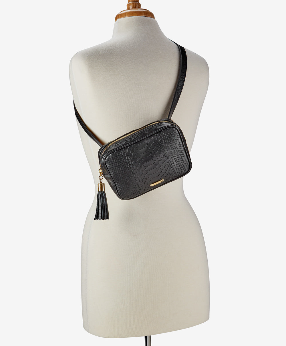 Essence Paradox Belt Bag