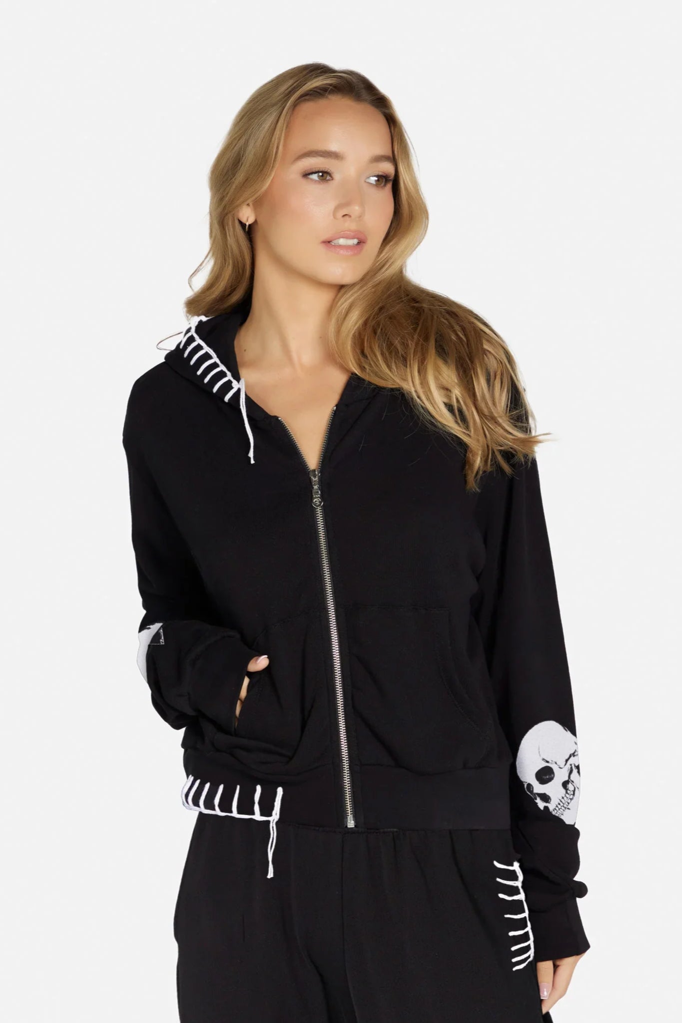 Metro Skull Heart Zip Hood