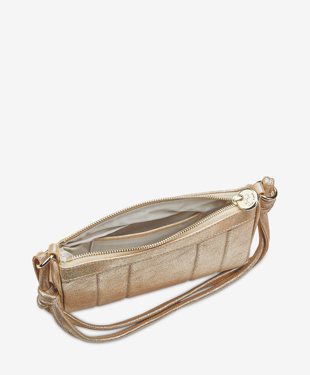 Majestad Brise Shoulder Bag