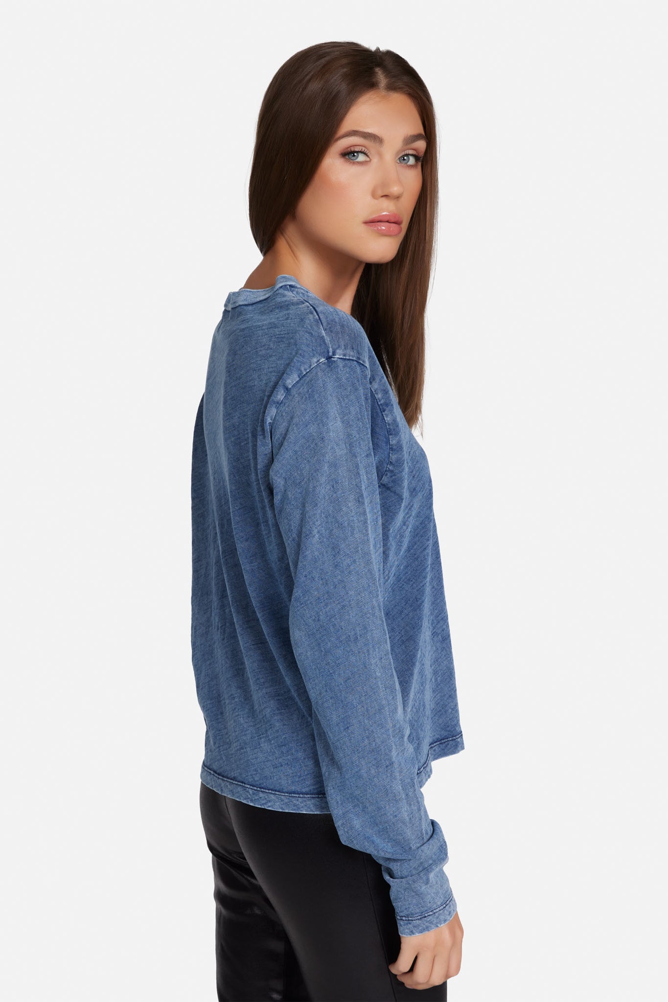 Symmetry Long sleeve Tee