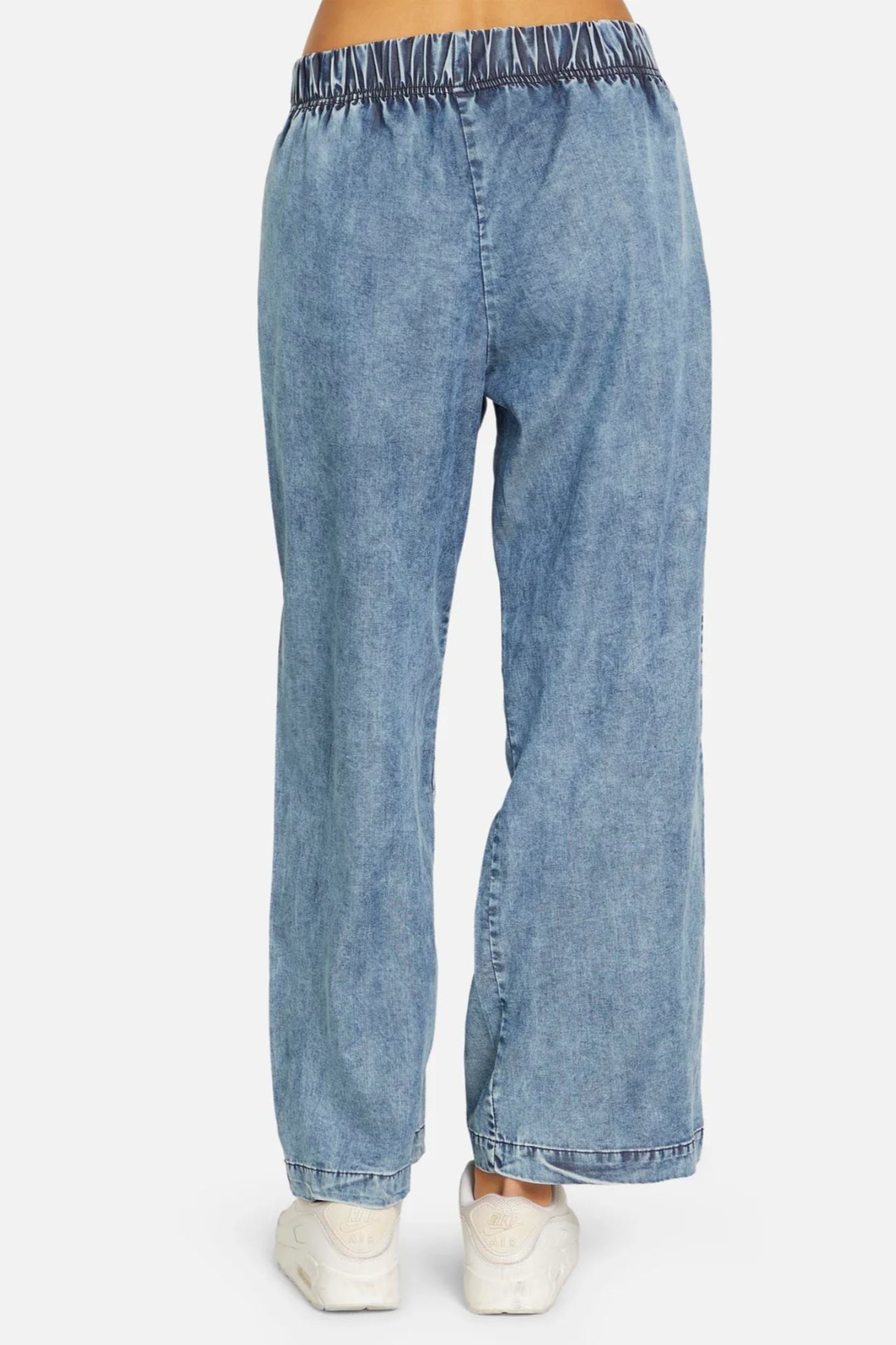 Mystère Wide Leg Denim Pant