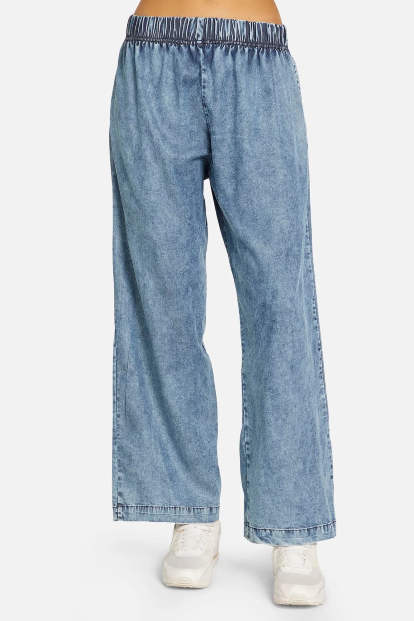 Mystère Wide Leg Denim Pant