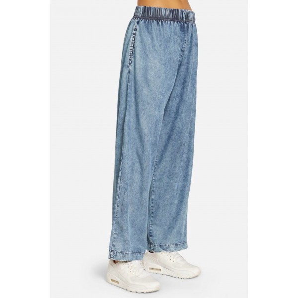 Mystère Wide Leg Denim Pant