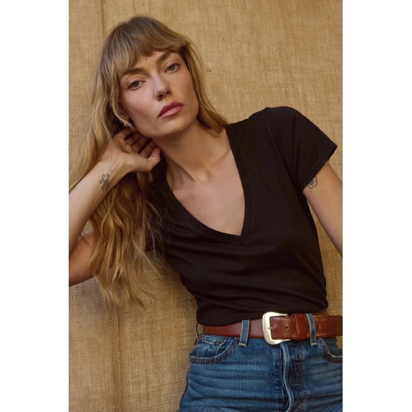 Elite Mood Slim V Neck Tee