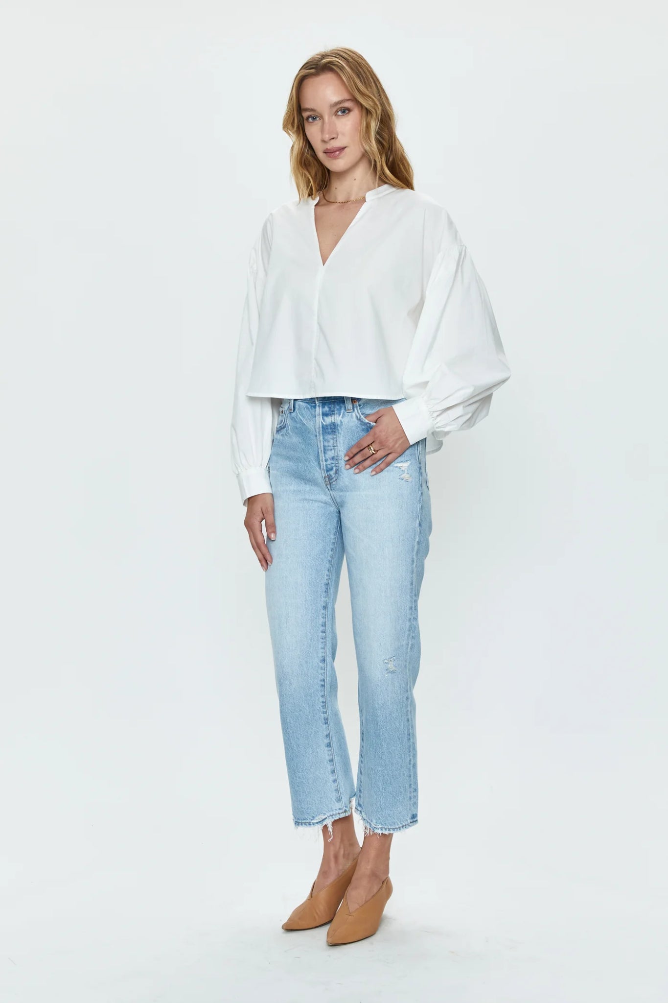 Alma Crop High Rise Straight Jean