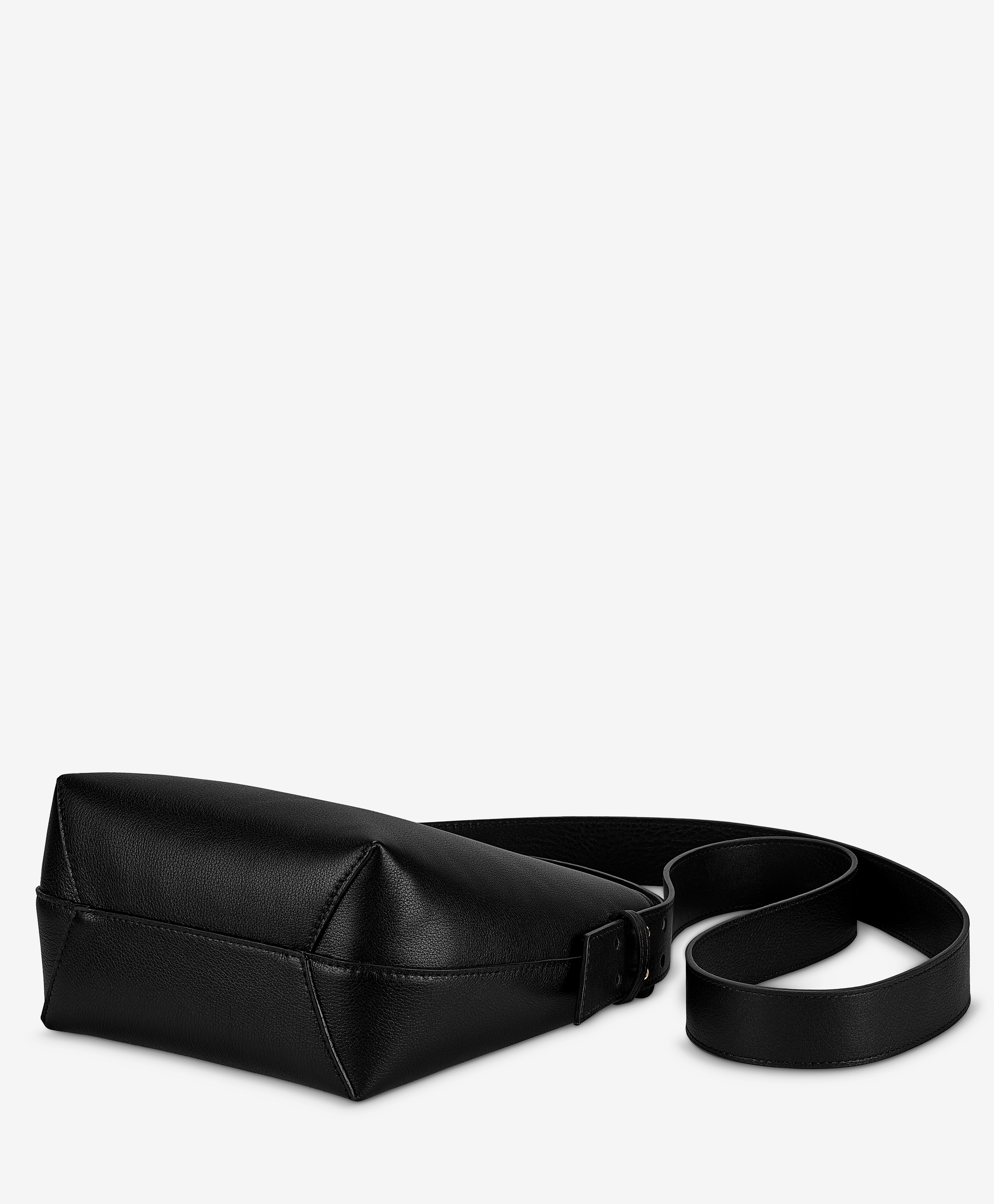 Golden Pulse Bucket Bag