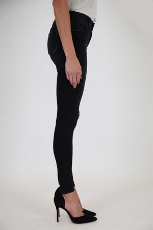 Pure Distressed Skinny