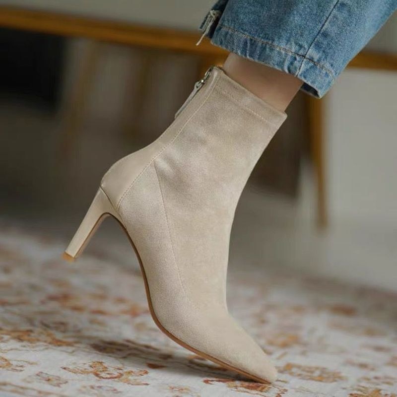 Élite Heels