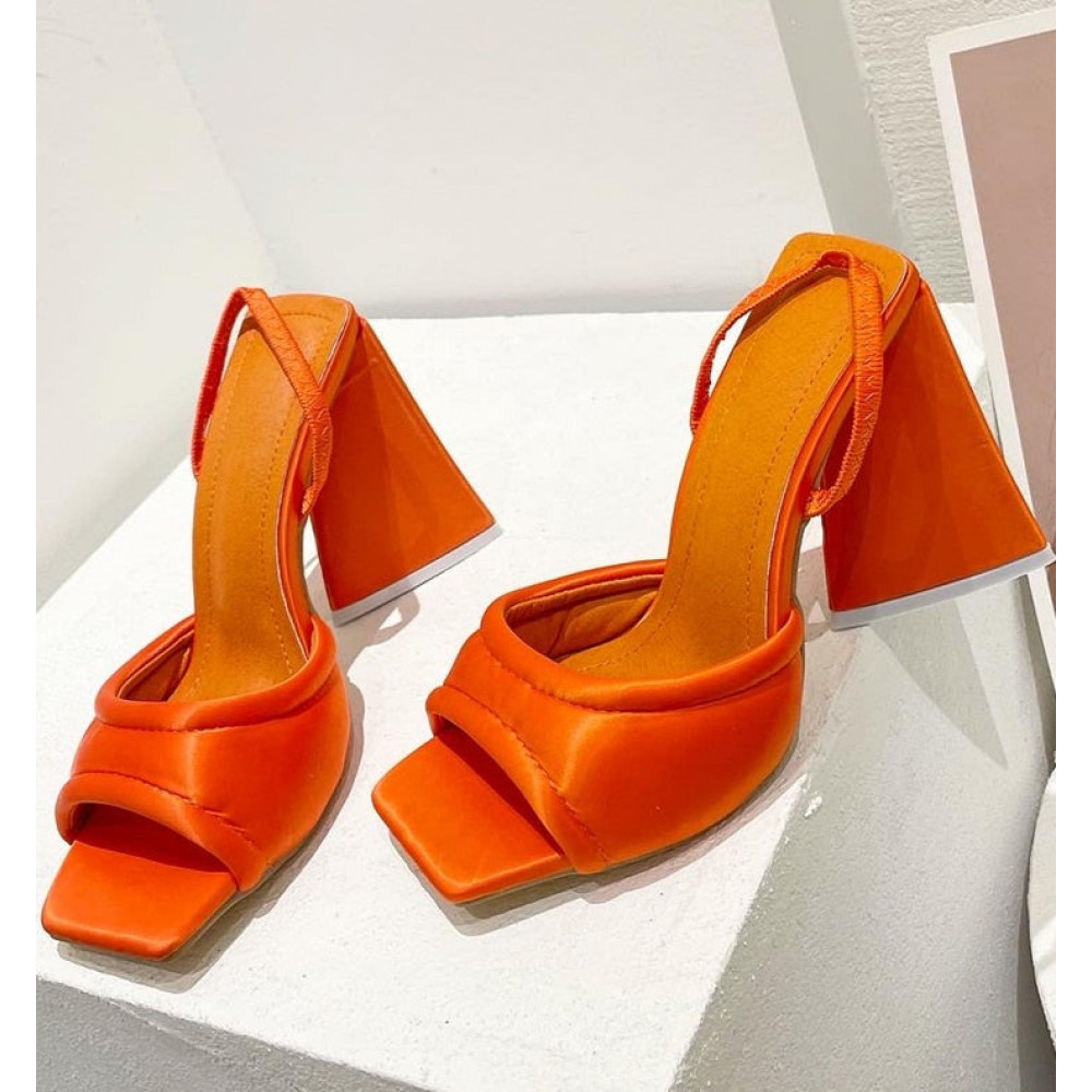 Figure Heels