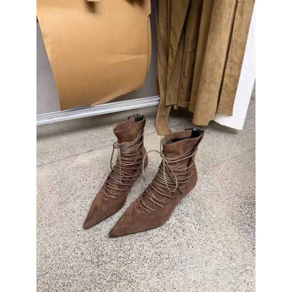 Stronghold Boots