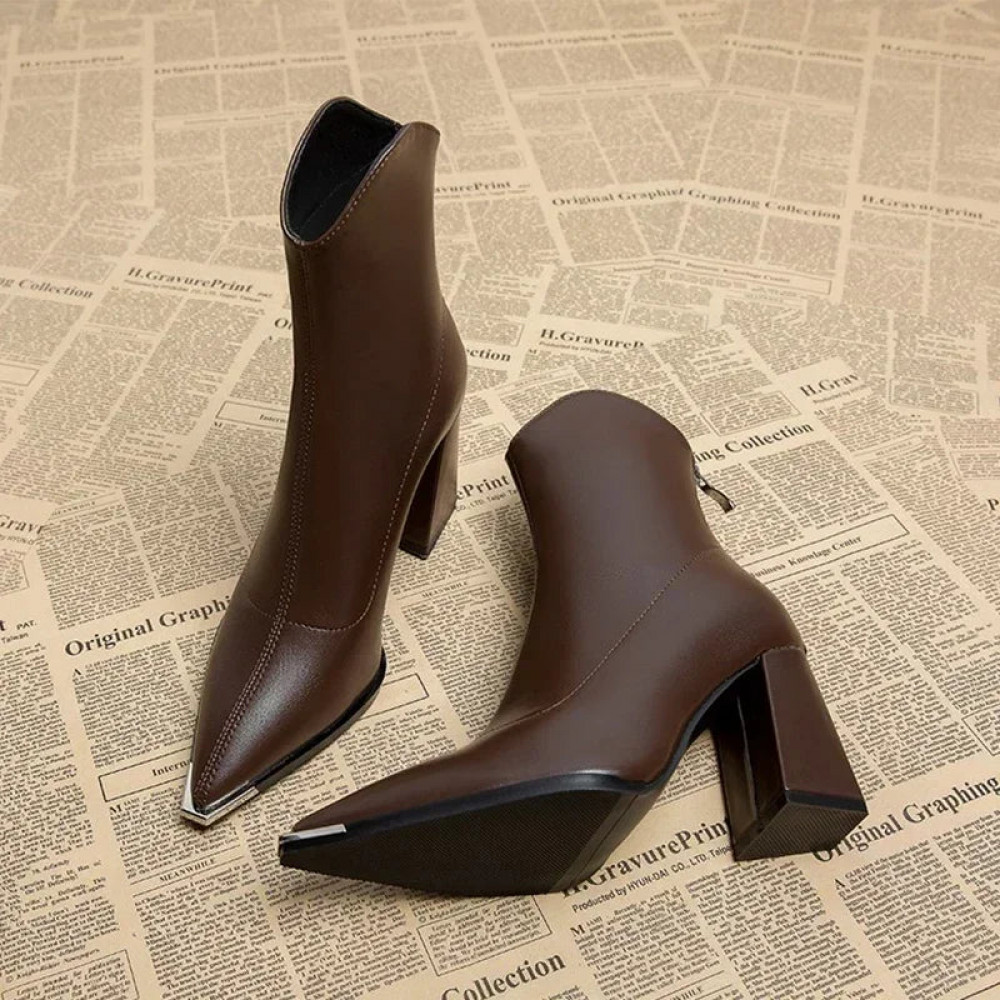 Conquista Shoes