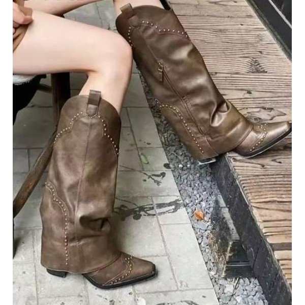 Crisp Boots