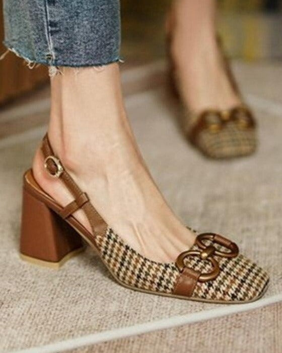 Urban Pulse Vintage Vibes Sandals