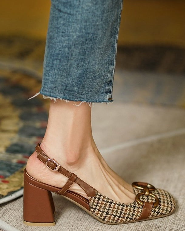 Urban Pulse Vintage Vibes Sandals