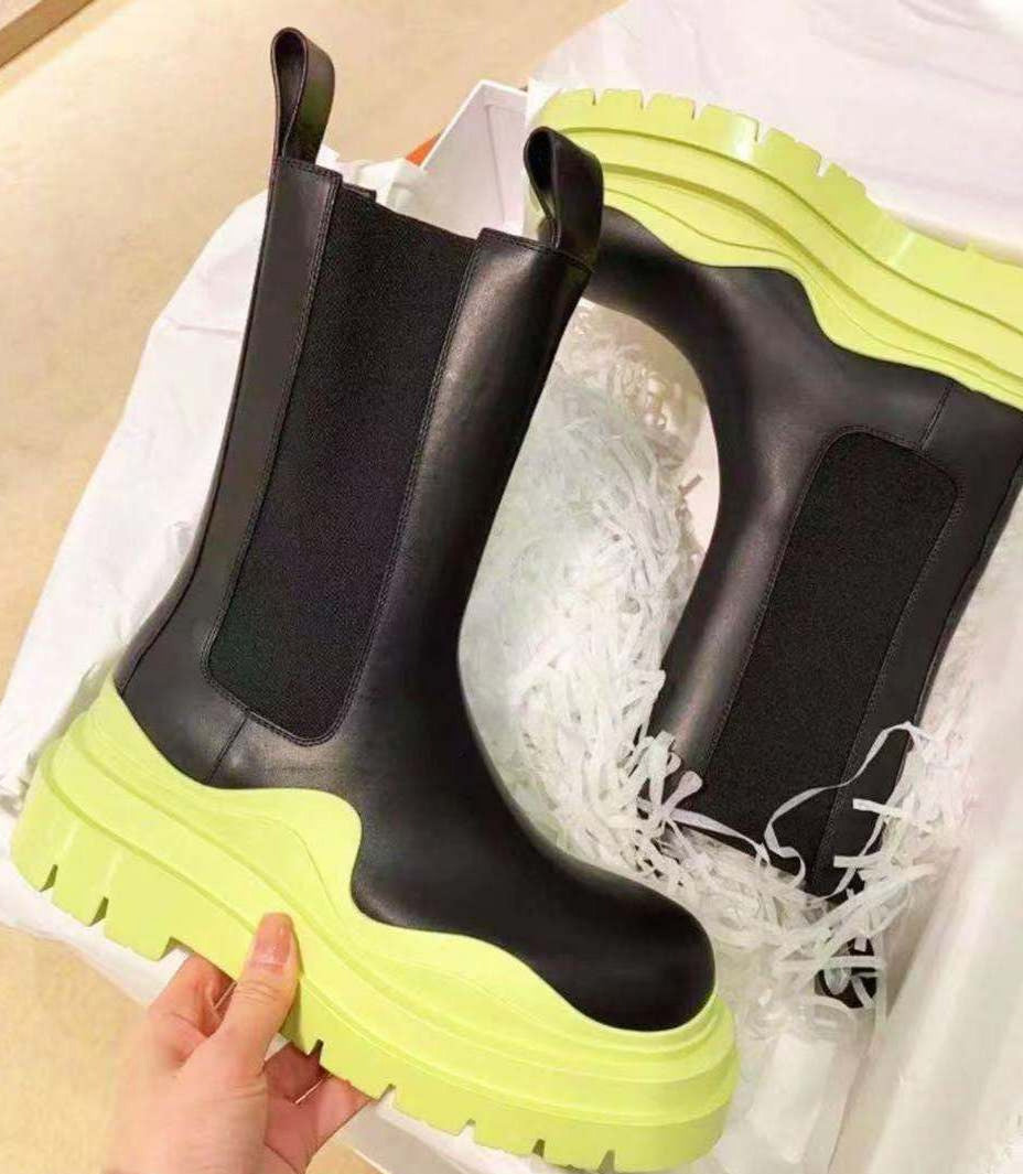 Sleek Tone Trendy Chelsea