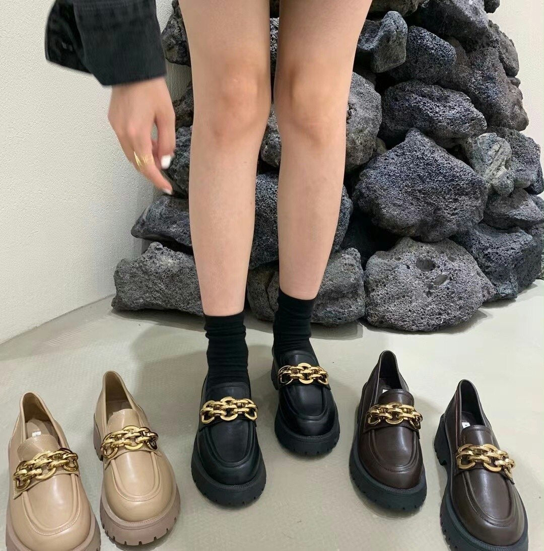 Spark Metal Chain Loafers