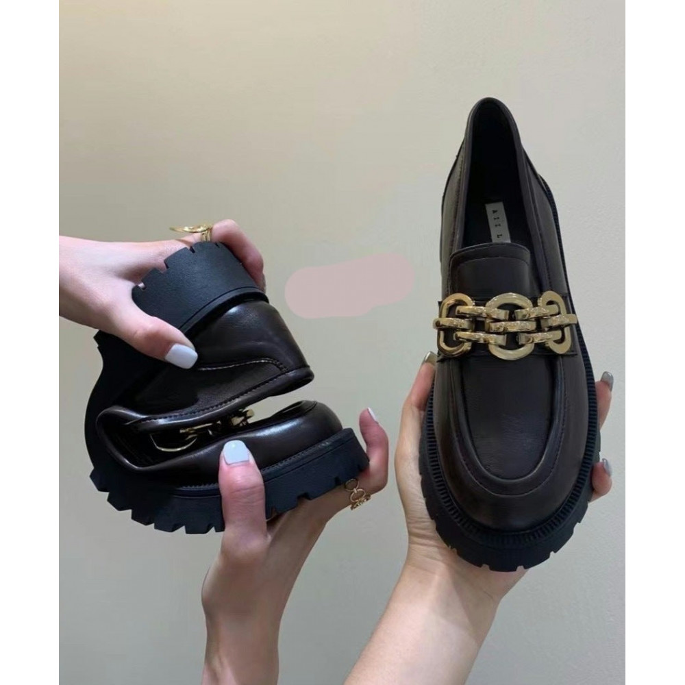Fiore Metal Chain Loafers