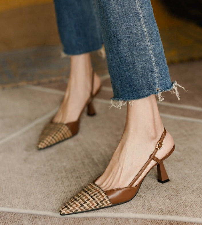 Infinity Leather Kitten Heels